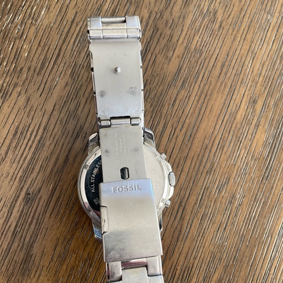 Fossil Men’s Watch - Picture 2 of 2